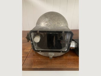 Image 1 of 5