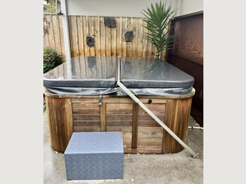 Image 1 of 14