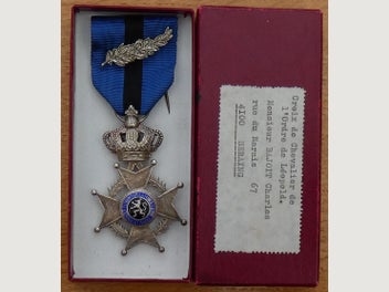 Image 1 of 7
