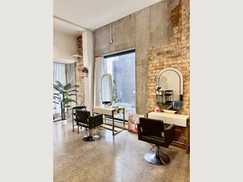 Image 1 of 7