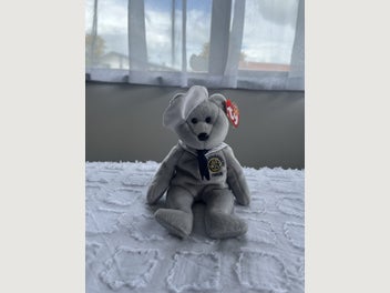 Image 1 of 8