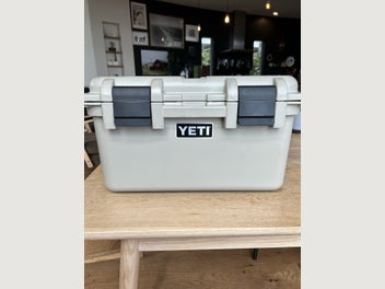 Image 1 of 7