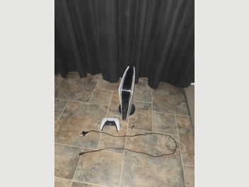 Image 1 of 4