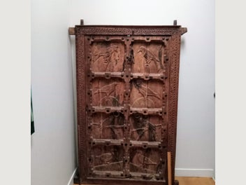 Image 1 of 3