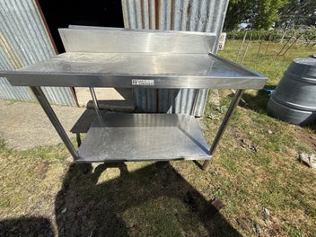 Image 1 of 7