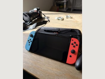 Image 1 of 8