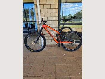 Image 1 of 7