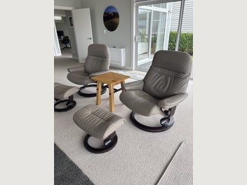 Image 1 of 4