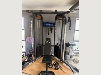 Image 1 of 5