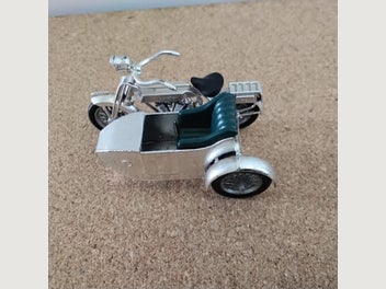 Image 1 of 3