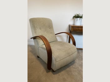 Image 1 of 7