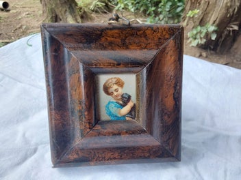 Image 1 of 7