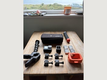 Image 1 of 7