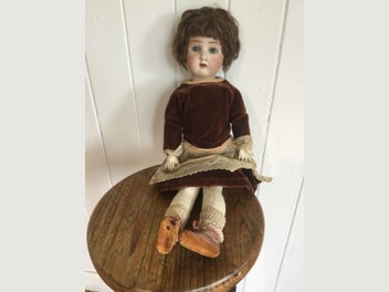 Image 1 of 5