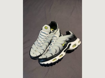 Image 1 of 8