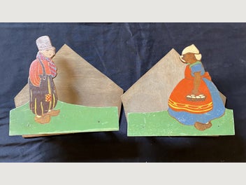 Image 1 of 6