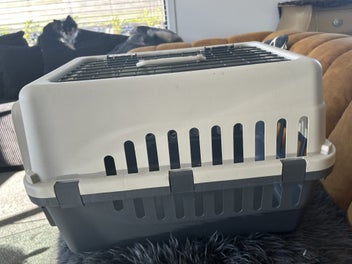 Image 1 of 3