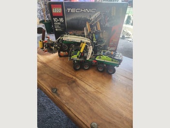 Image 1 of 2