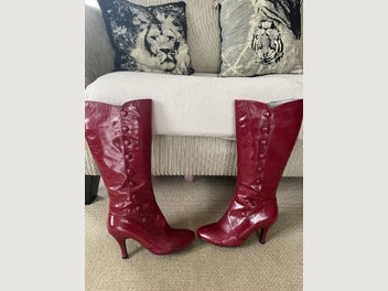 Image 1 of 4