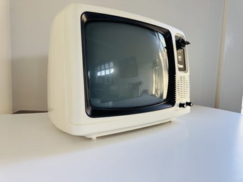 Image 1 of 5