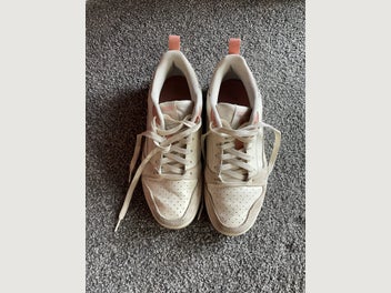 Image 1 of 7
