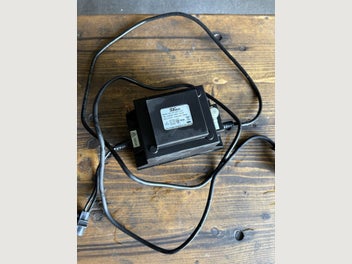 Image 1 of 6