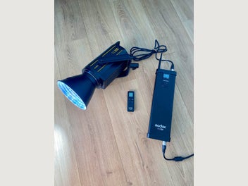 Image 1 of 7