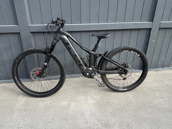 Image 1 of 3