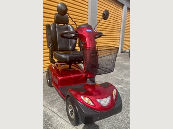 Image 1 of 7