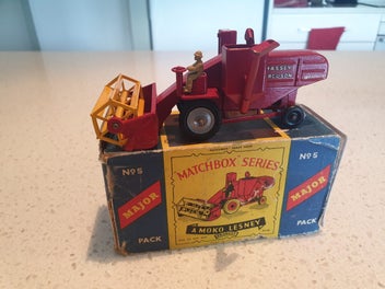Image 1 of 4