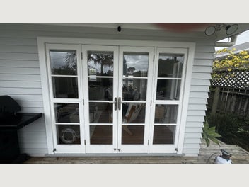 Image 1 of 5