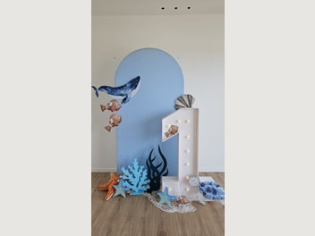 Image 1 of 7