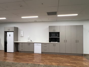 Image 1 of 5