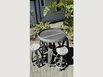 Image 1 of 3