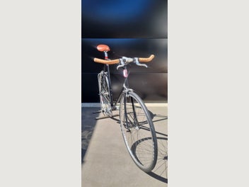 Image 1 of 8