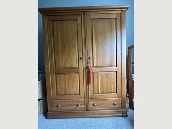 Image 1 of 7