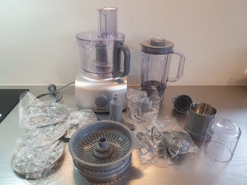 Image 1 of 7