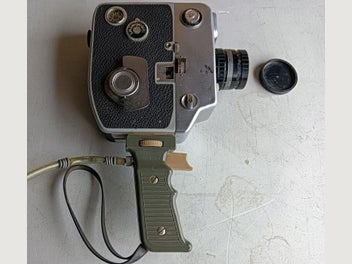 Image 1 of 7