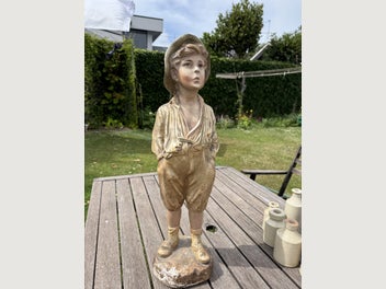 Image 1 of 9