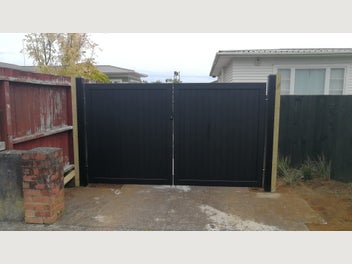 Image 1 of 6