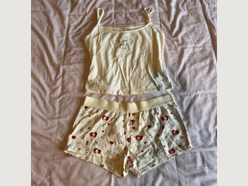 Image 1 of 7