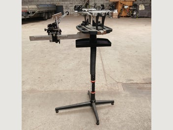 Image 1 of 7