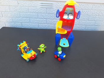 Image 1 of 7