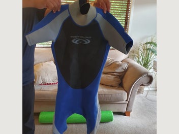 Image 1 of 7