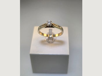 Image 1 of 7