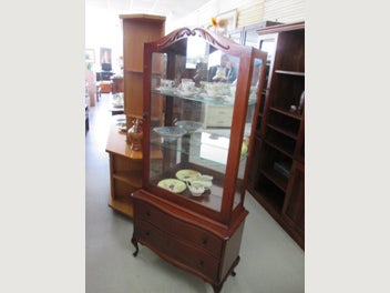 Image 1 of 8