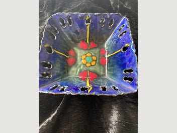 Image 1 of 1