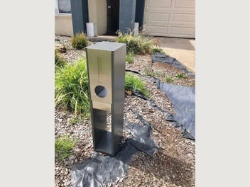 Image 1 of 4