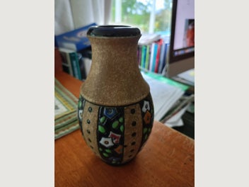 Image 1 of 7