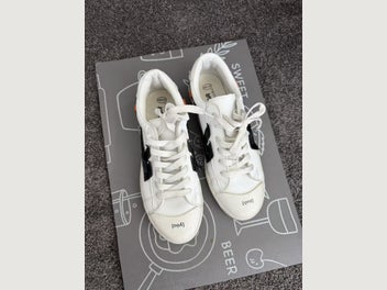 Image 1 of 5